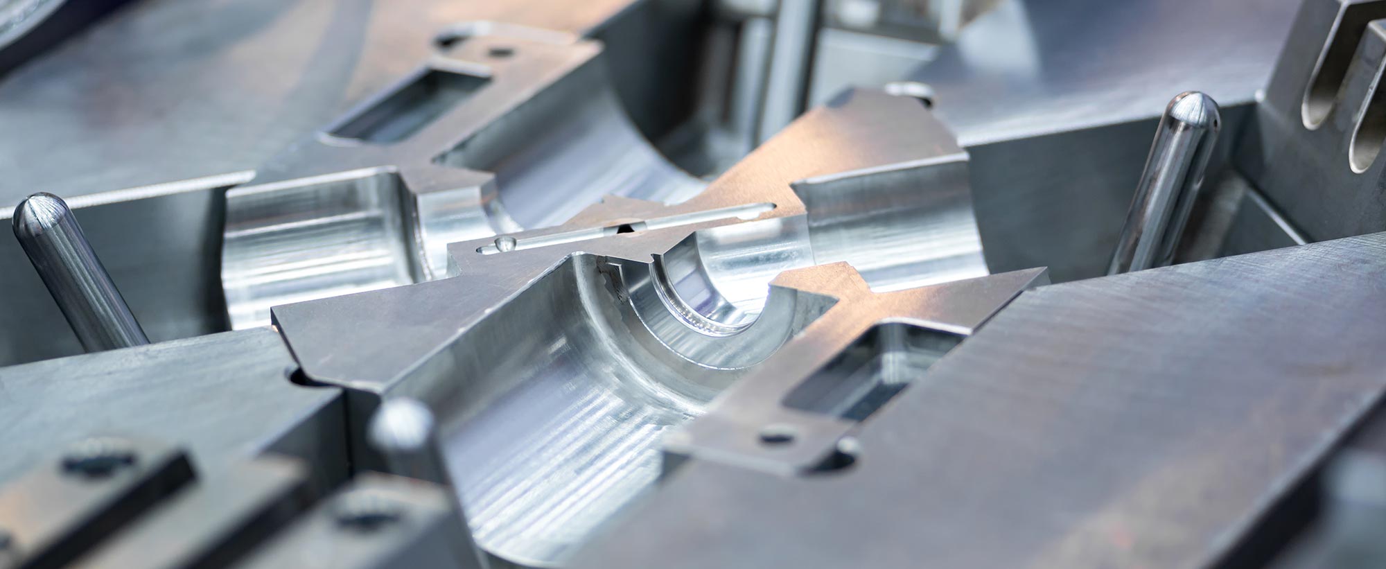 Banner - die casting