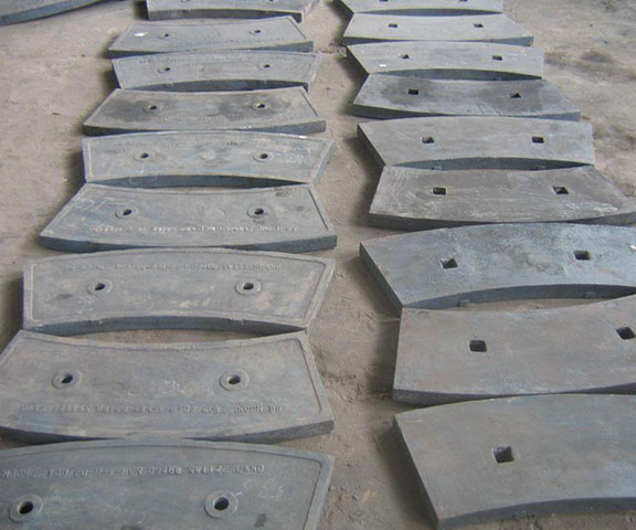 illustration-white-iron-cushion-plates